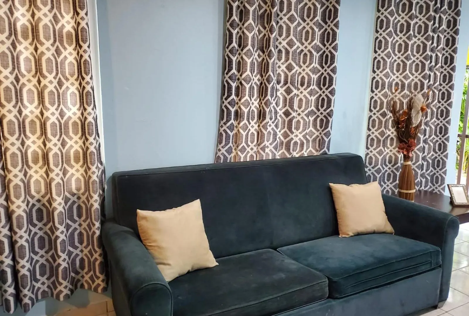Daire Chic Family-Friendly Home Sleeps Up To 12 People, Right Unit Catano Porto Riko