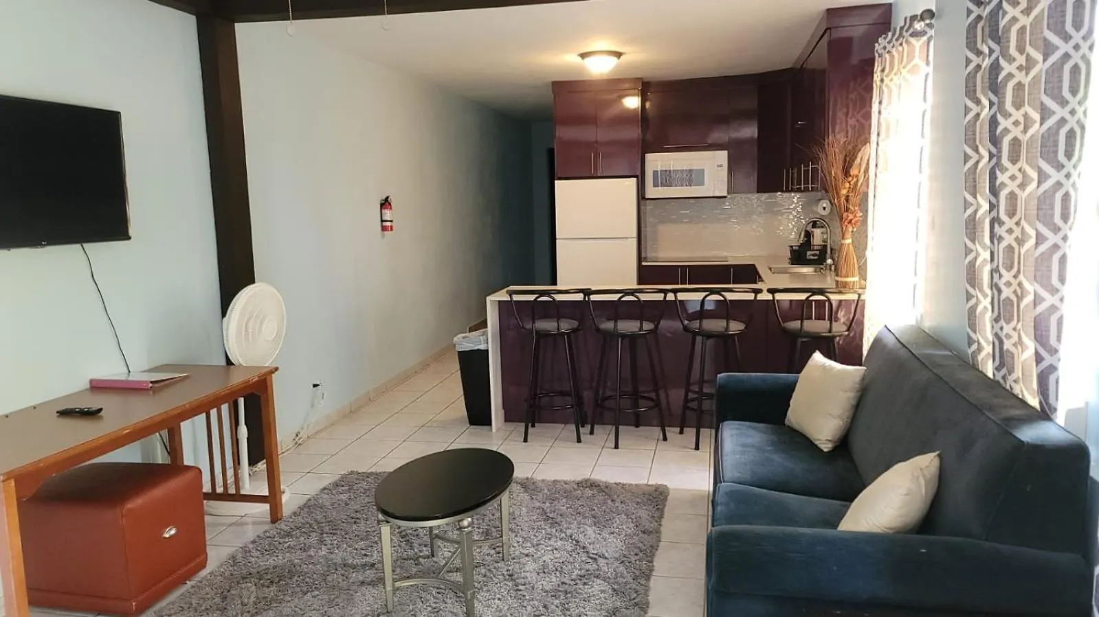 Chic Family-Friendly Home Sleeps Up To 12 People, Right Unit Catano Puerto Rico