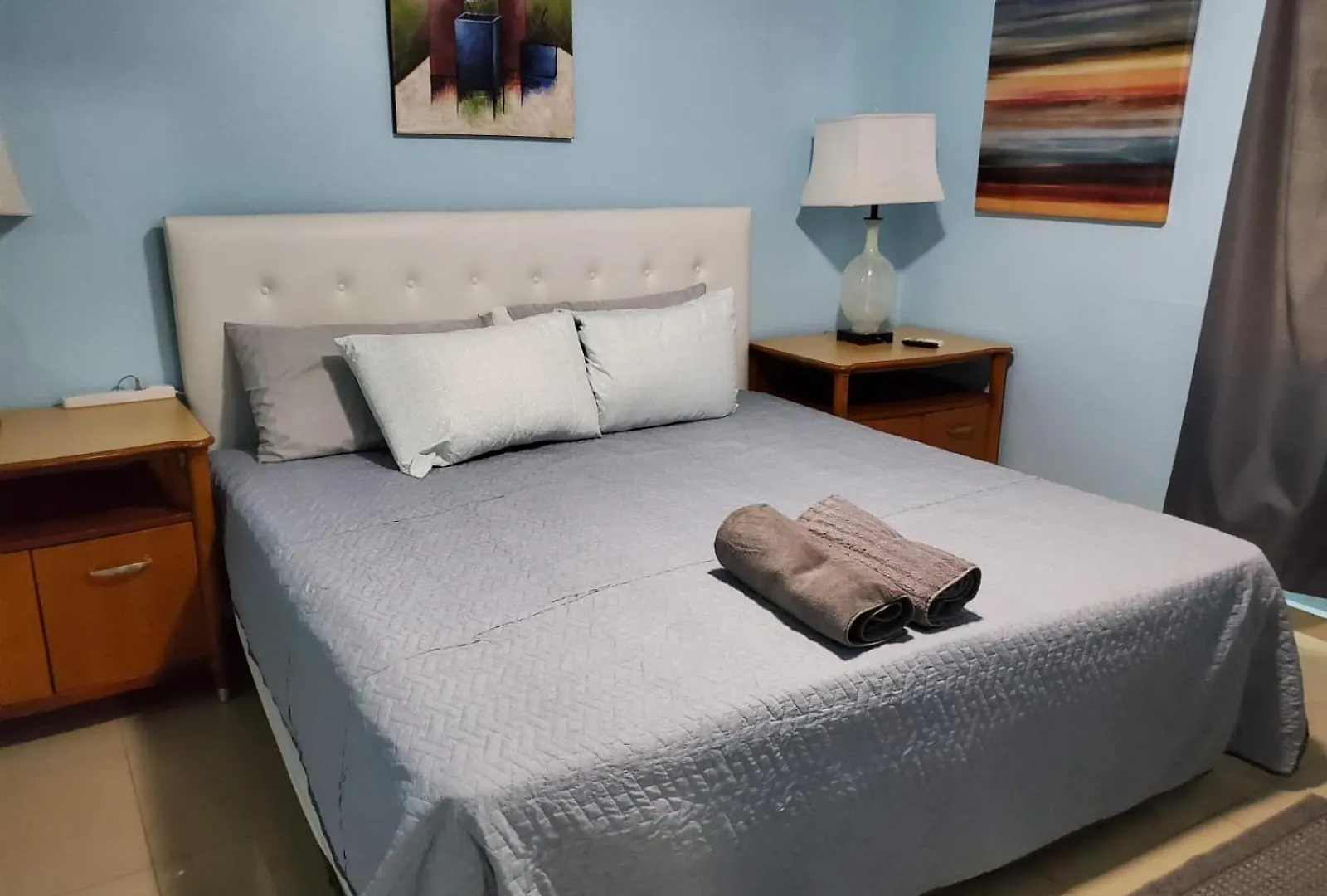 Chic Family-Friendly Home Sleeps Up To 12 People, Right Unit Catano 0*,  Puerto Rico